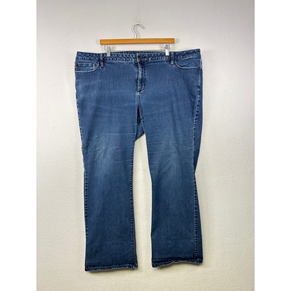 a.n.a New Arrivals Women's Plus Size 24W Blue Wash Bootcut Jeans
